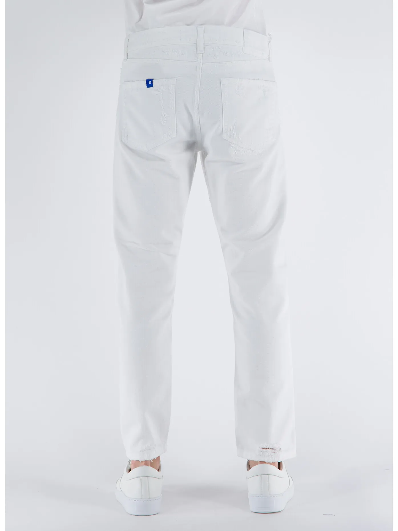     -DESMORE    -JEANS DESTROYED IN DENIM-