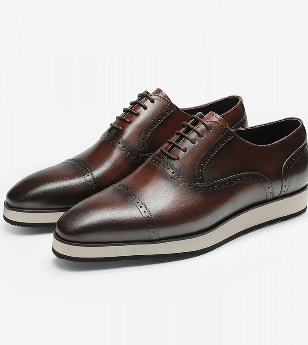 2023 Estate Uomo Vera Piattaforma In Pelle Wingtip Scarpe Oxford Scarpe a punta Stringate Oxford Abito Brogues Matrimonio fatto
