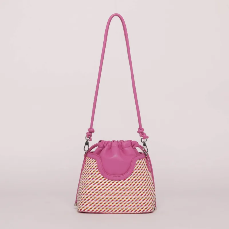 BORSA A SECCHIELLO CON INTRECCIO FUCSIA