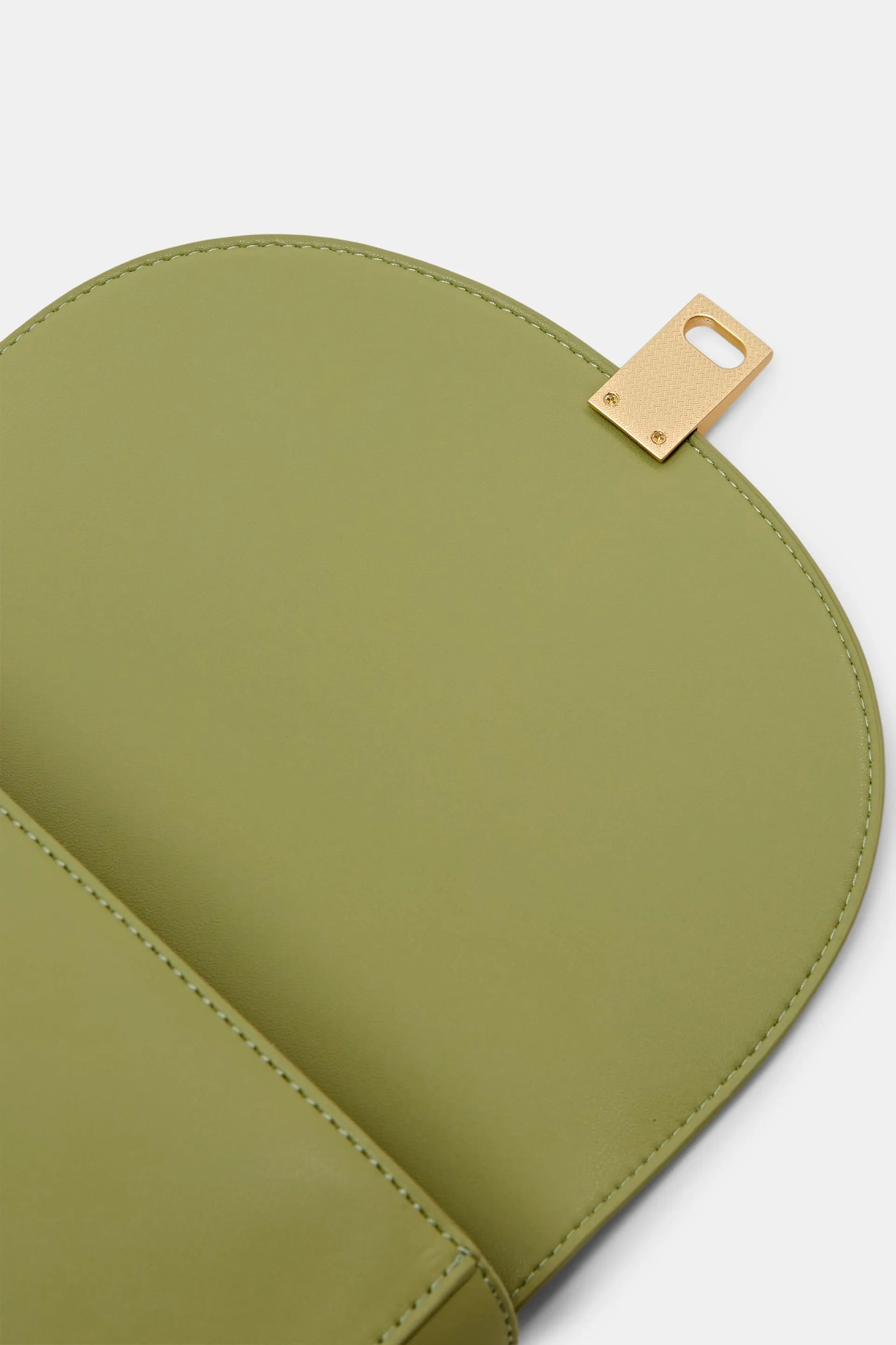 Borsa a tracolla dal design curvo