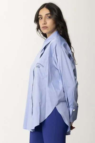 Camicia svasata con ricamo Reserved Oxford
