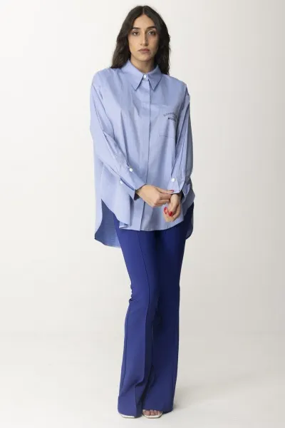 Camicia svasata con ricamo Reserved Oxford