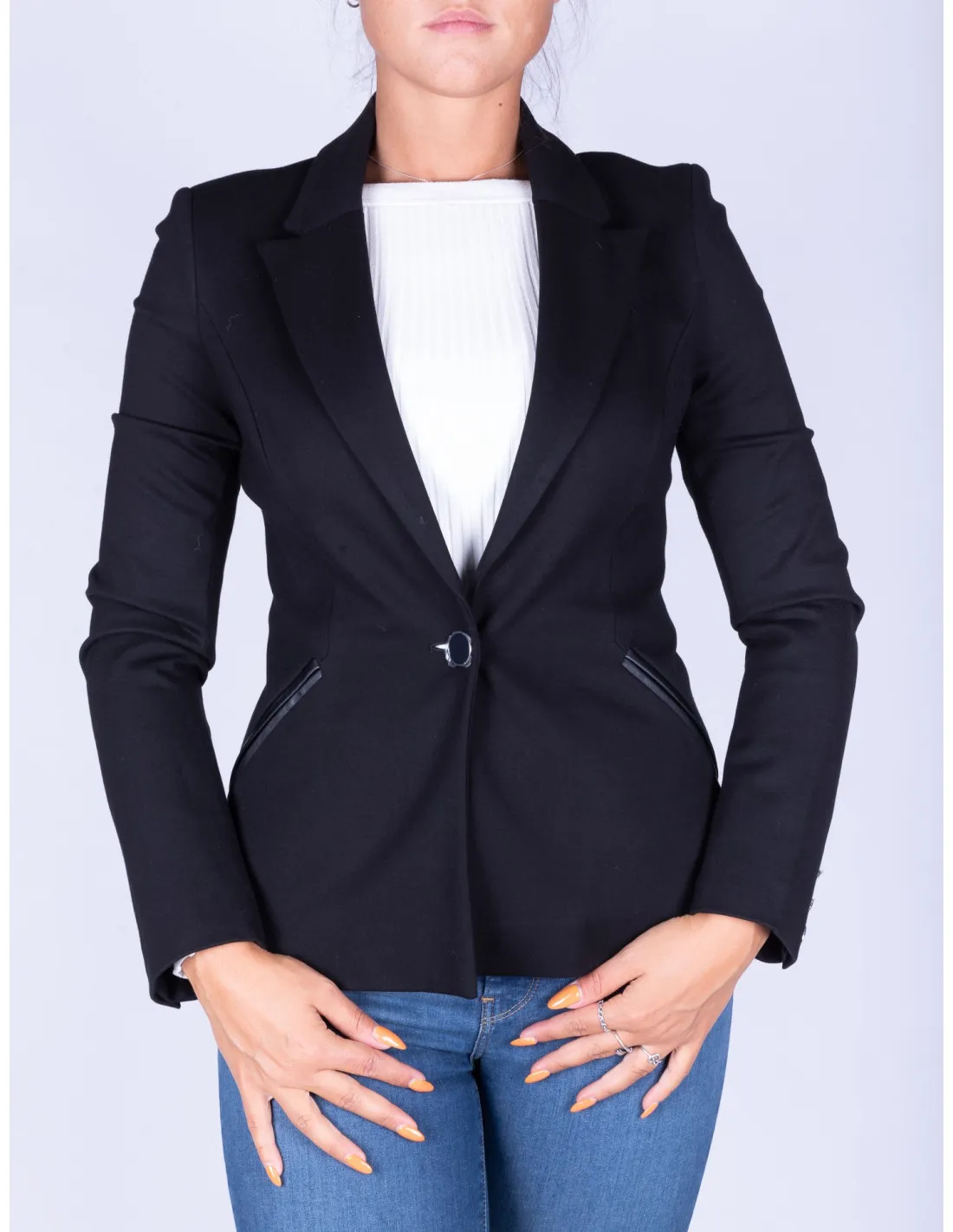 Chaqueta negra mujer Hope Blazer Guess