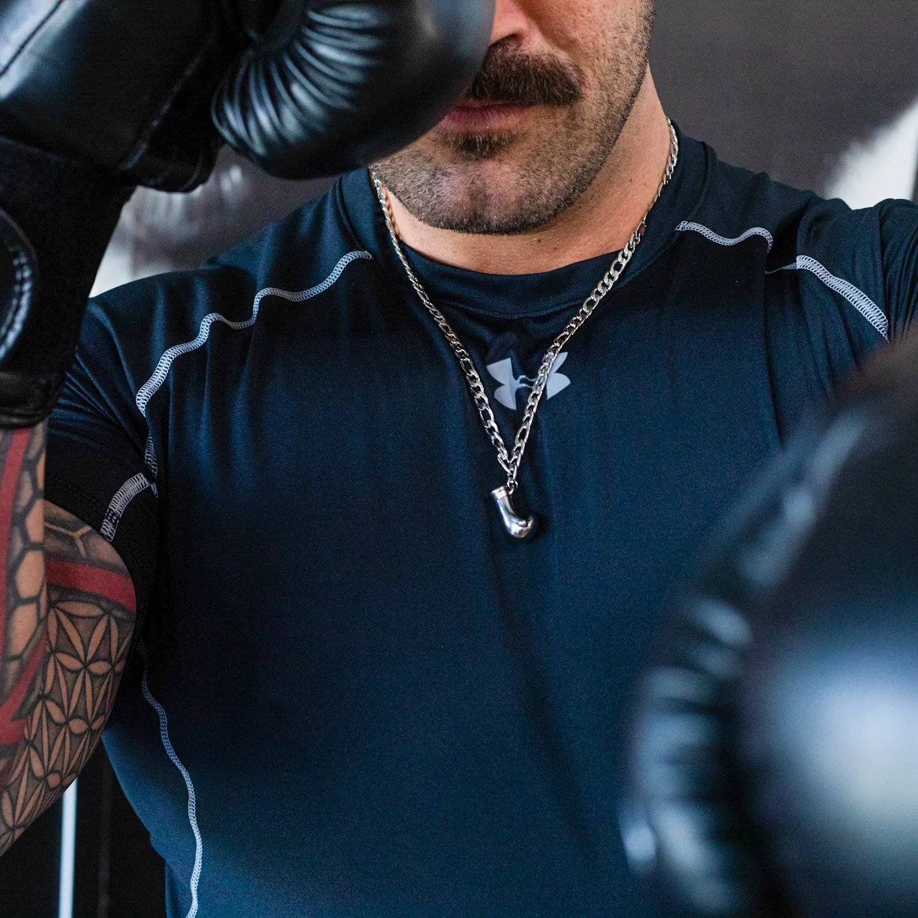 COLLANA BOXE UNISEX PERSONALIZZABILE