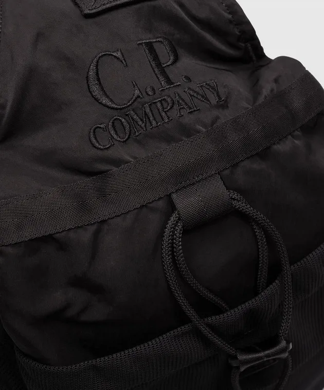 C.P. Company Borsa a tracolla B in nylon nero con ricamo logo MAC075A005269G