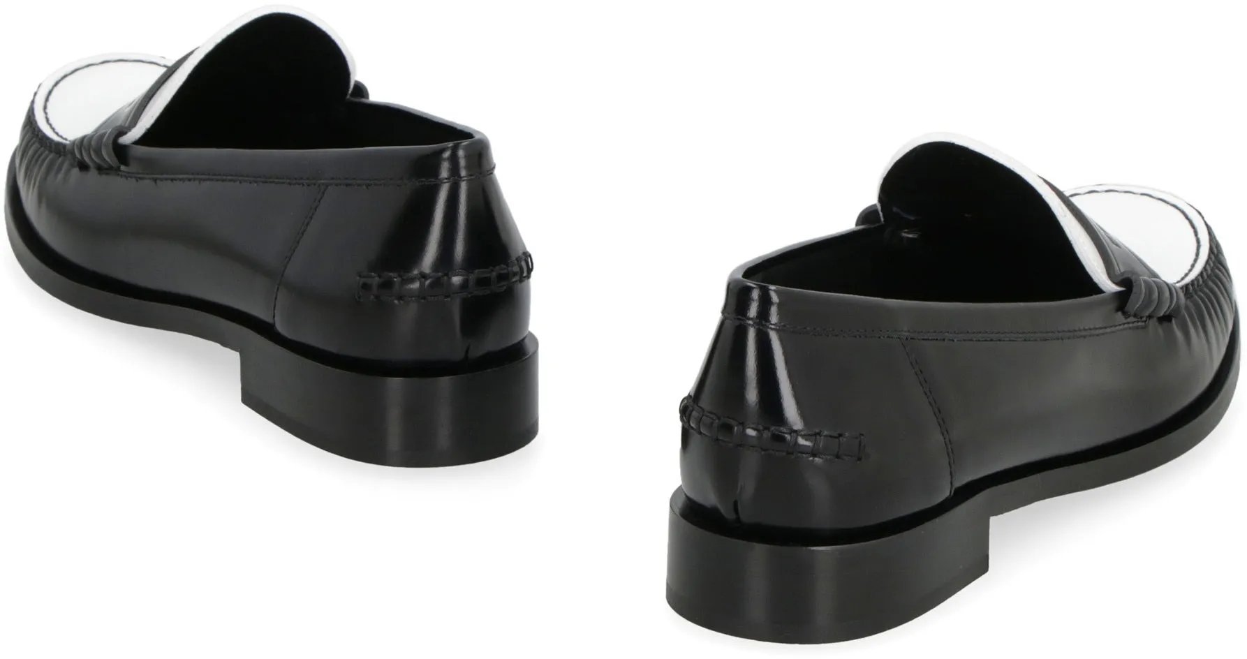 FERRAGAMO Mocassino in pelle