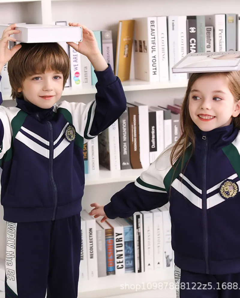 Giacca a maniche lunghe per bambini con cerniera blu navy e pantaloni lunghi in due pezzi