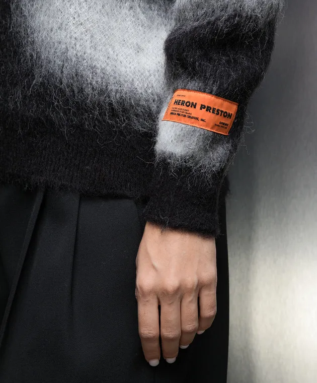 Heron Preston Maglione nero con motivo astratto HWHE016F23KNI001