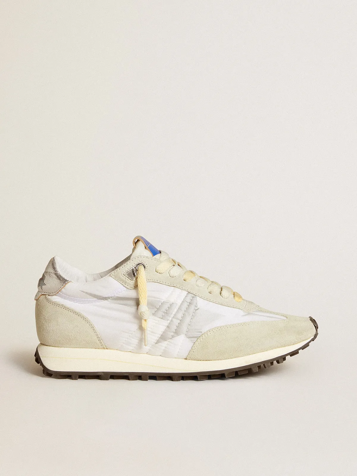 Marathon Donna con tomaia in nylon bianco e stella argento