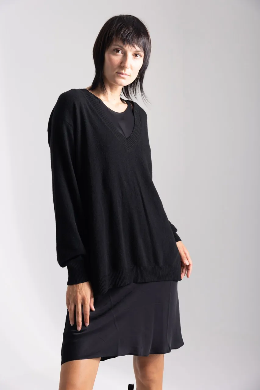 Maxi maglia in lana mini abito in satin Nero