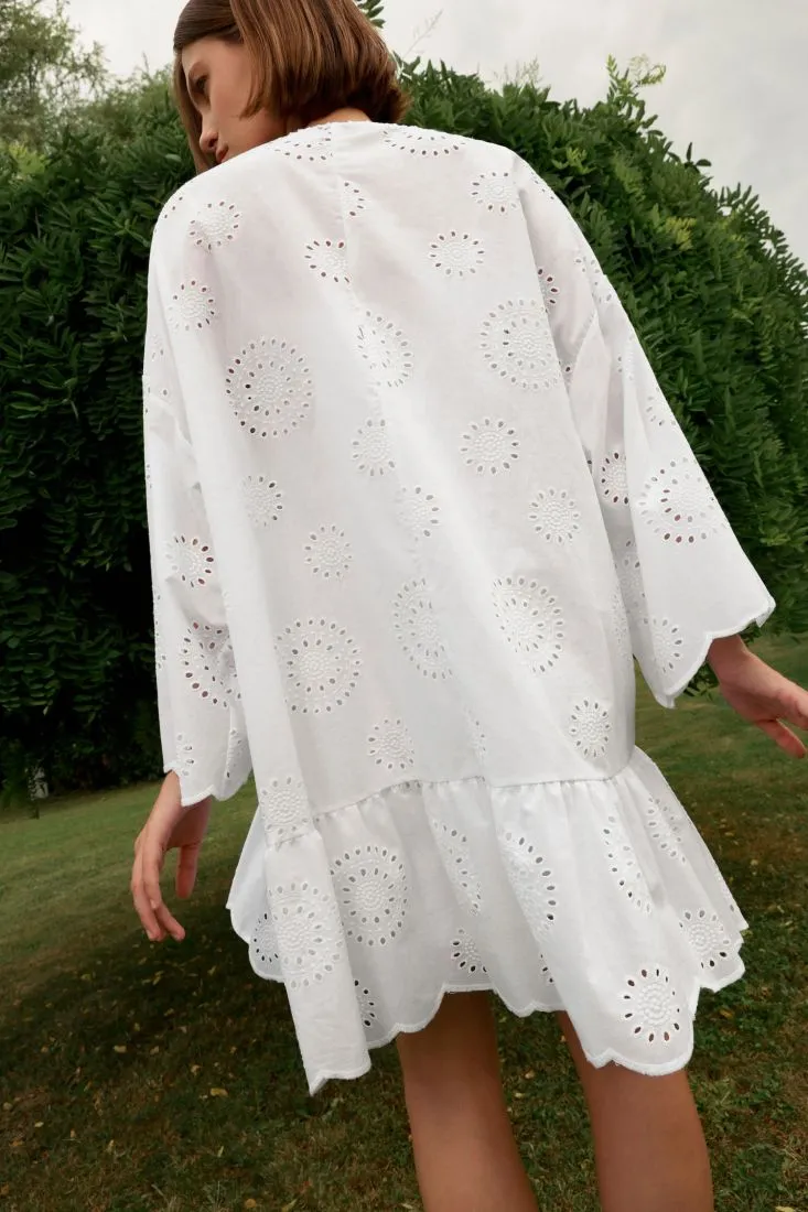 Mini abito oversize traforato in puro cotone con cordino