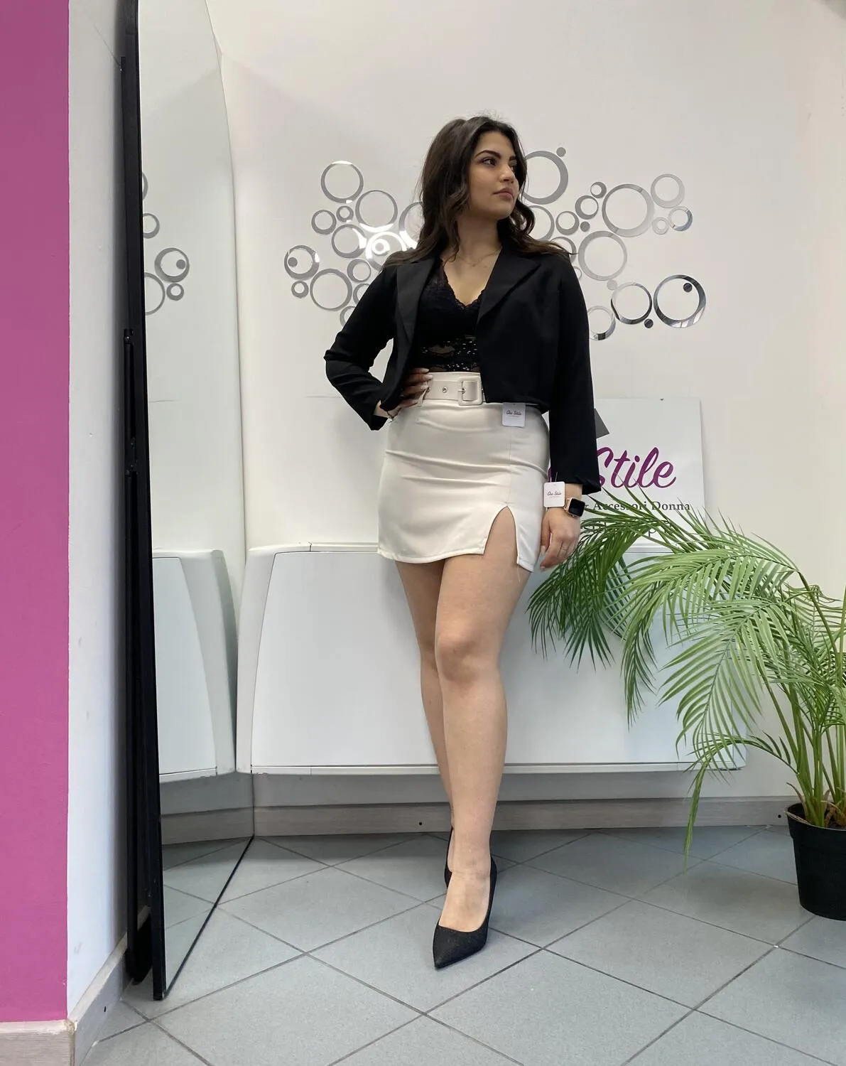 Mini gonna in tessuto con cintura