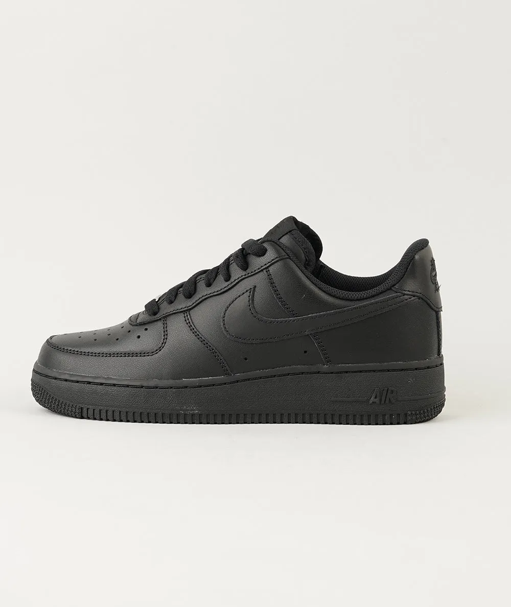 NIKE AIR FORCE 1 '07