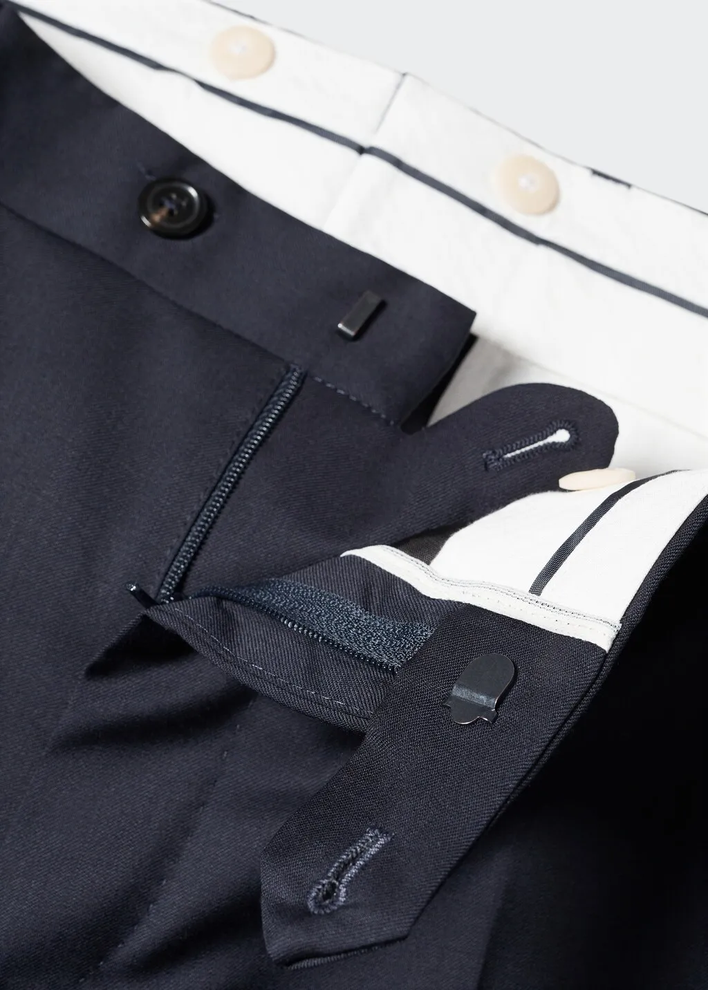 Pantaloni completo slim fit lana vergine