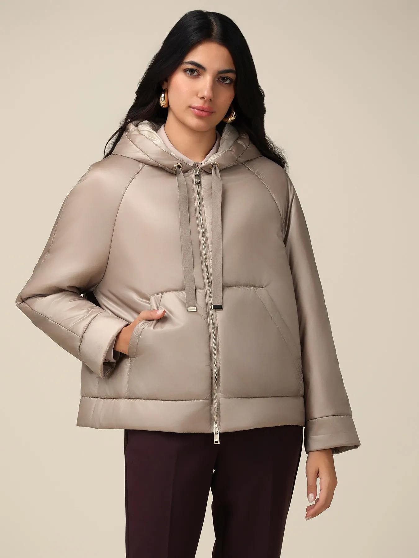 Piumino lightweight con cappuccio