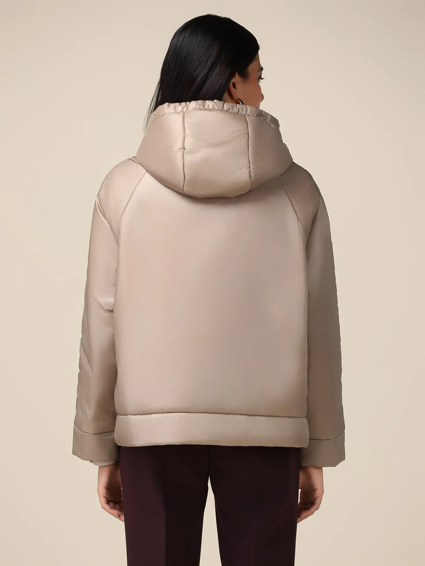 Piumino lightweight con cappuccio