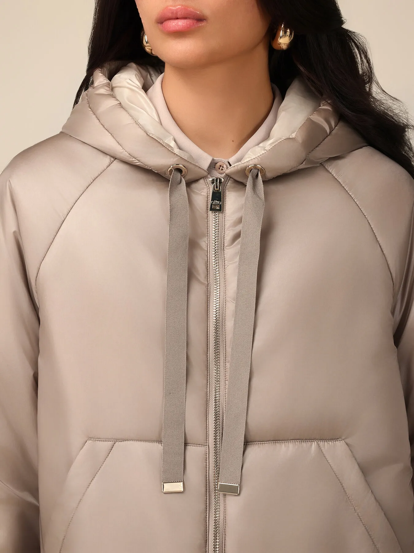 Piumino lightweight con cappuccio
