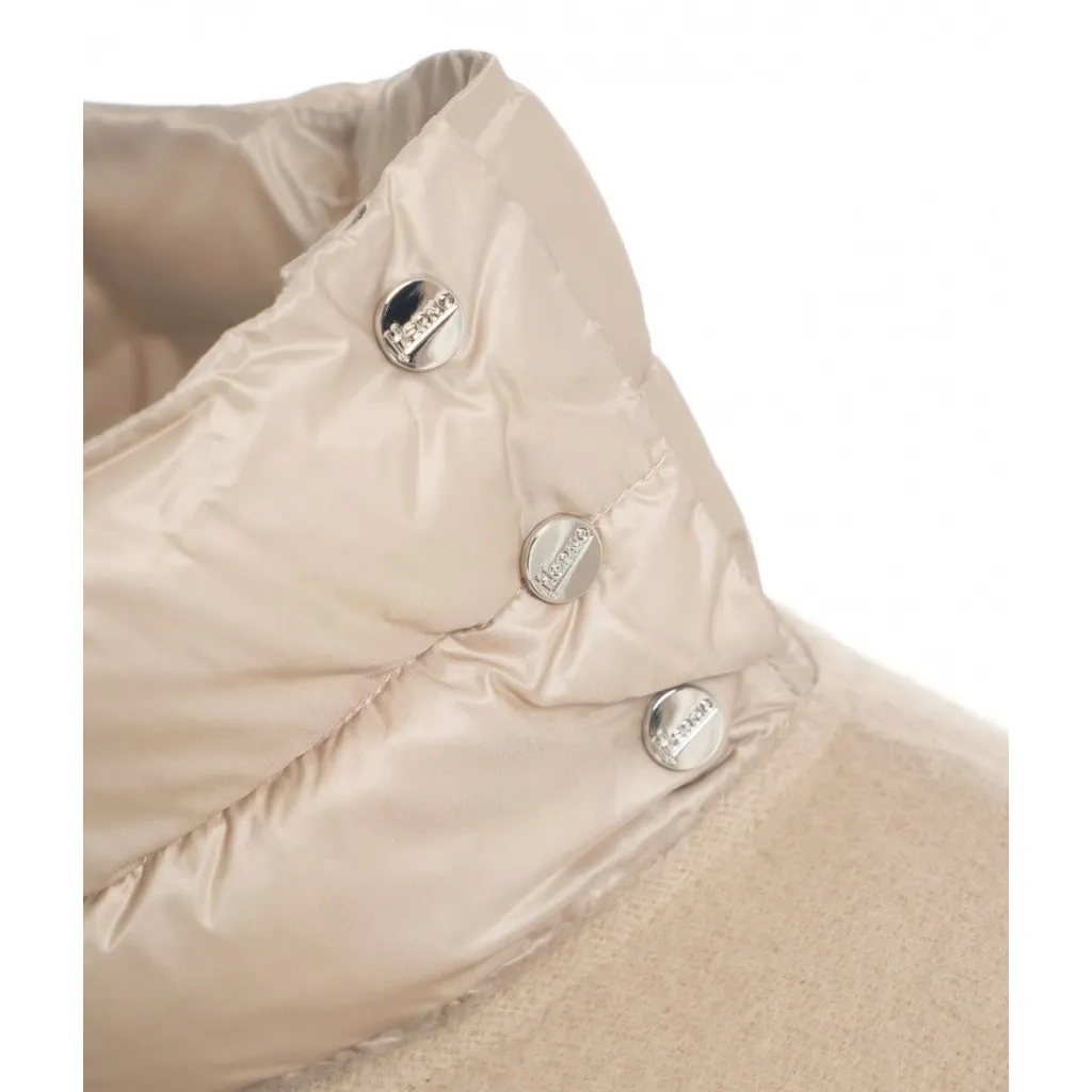 Piumino trapuntato con frange beige