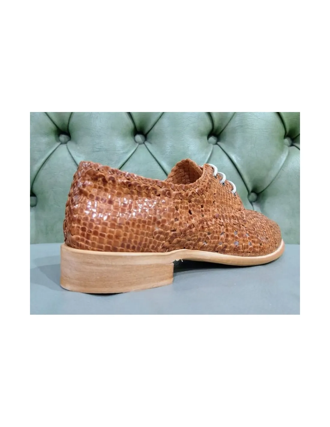 Scarpa stringata francesina