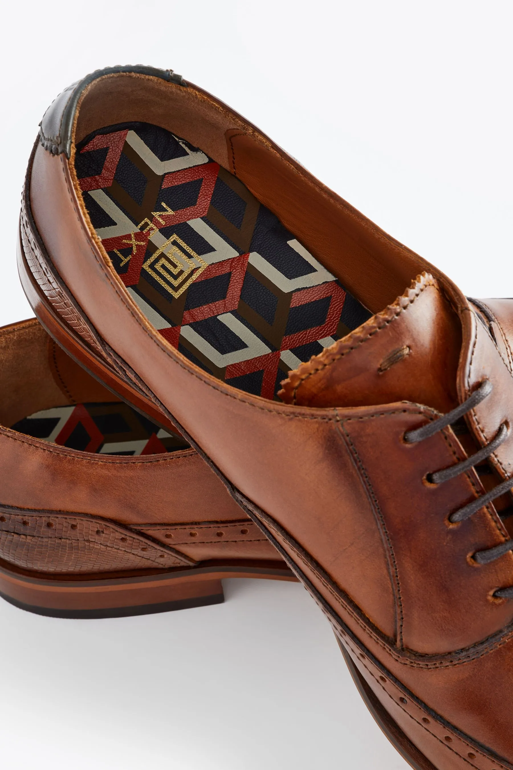 Scarpe brogue in pelle Oxford con punta a coda di Scarpe