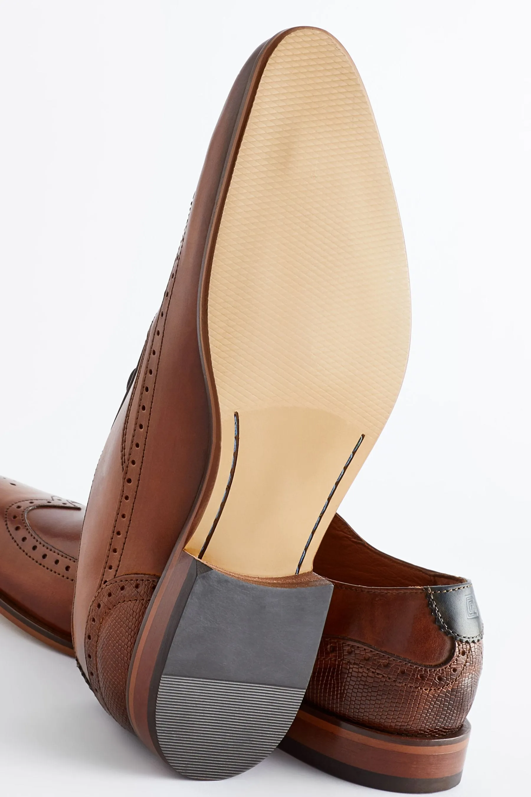 Scarpe brogue in pelle Oxford con punta a coda di Scarpe