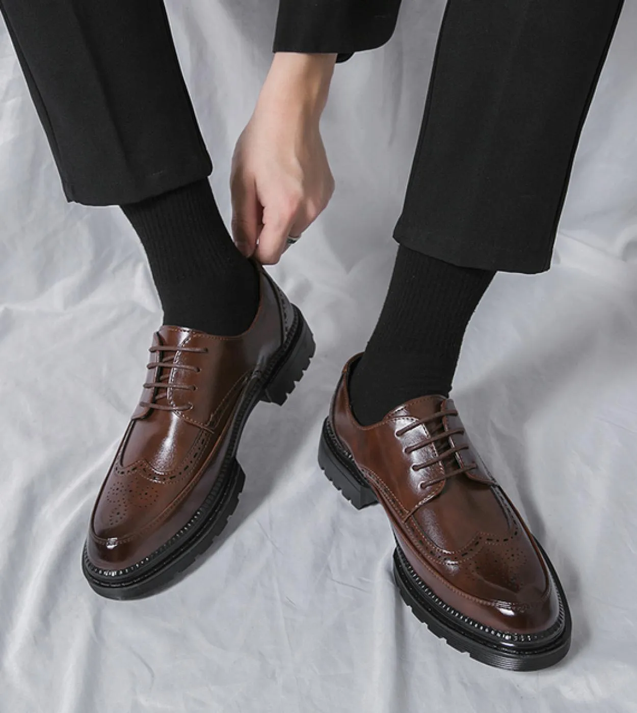 Scarpe classiche da uomo in pelle Scarpe brogue Scarpe oxford Scarpe nere Scarpe eleganti da uomo Scarpe eleganti da uomo