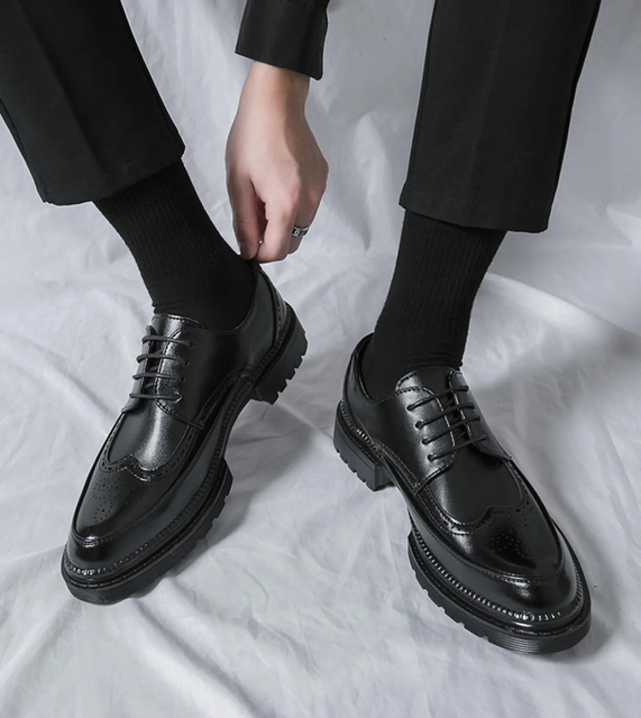 Scarpe classiche da uomo in pelle Scarpe brogue Scarpe oxford Scarpe nere Scarpe eleganti da uomo Scarpe eleganti da uomo