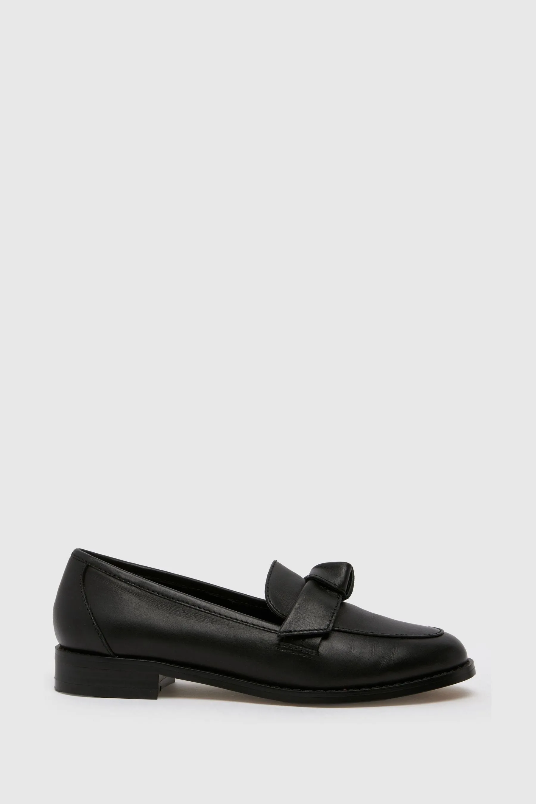 Schuh - Lula - Fiocco Nero in pelle - Mocassini