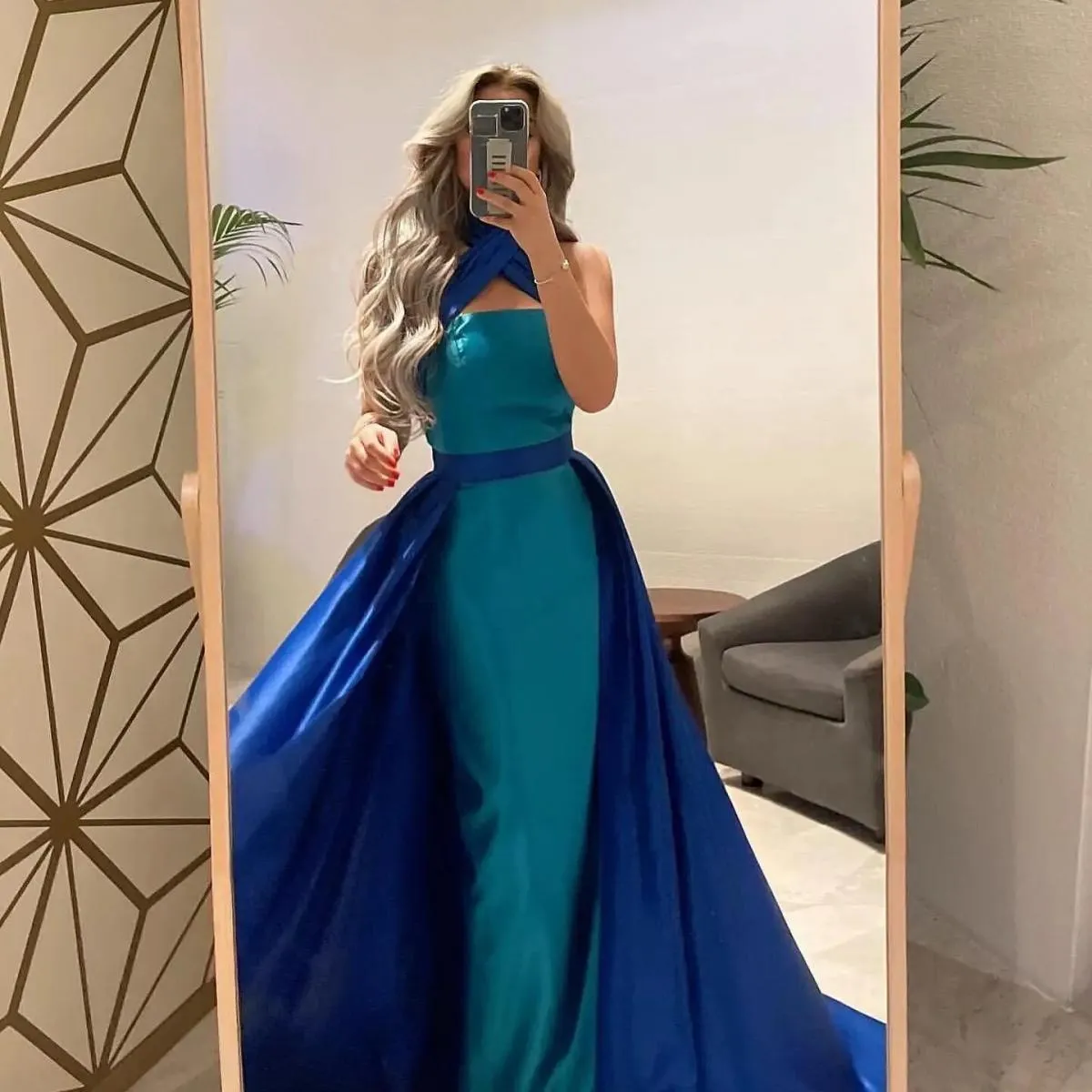 Sharon Said Abito da sera arabo royal blu turchese a contrasto con gonna oversize con scollo all'americana e gonna da donna