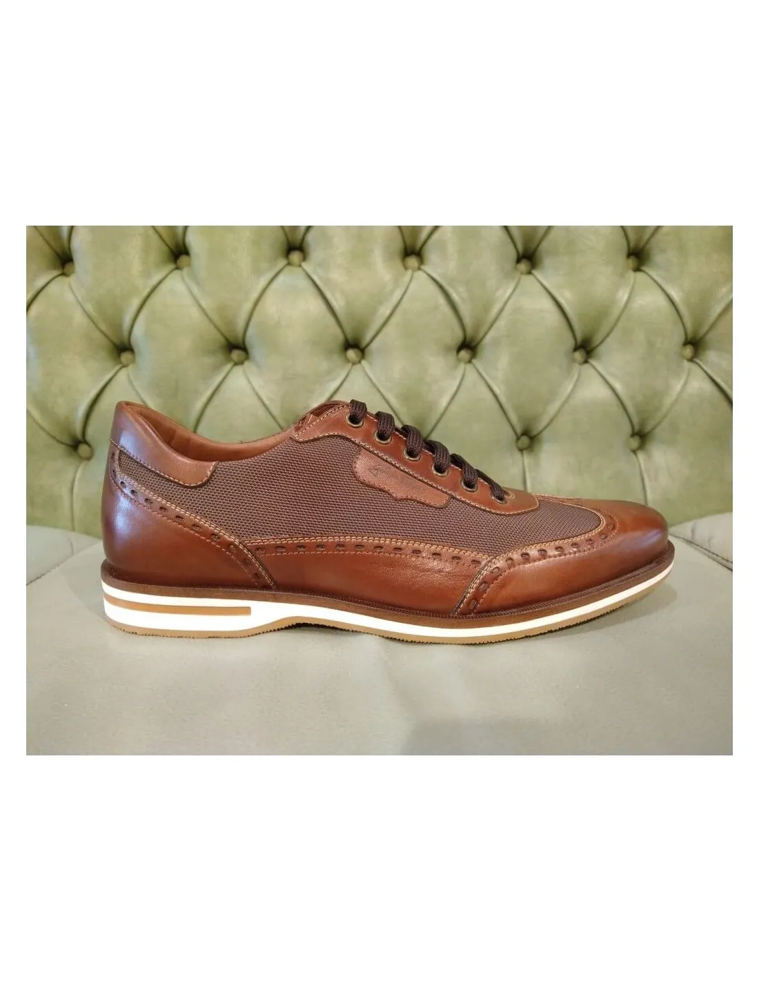 Sneakers artigianali da uomo
