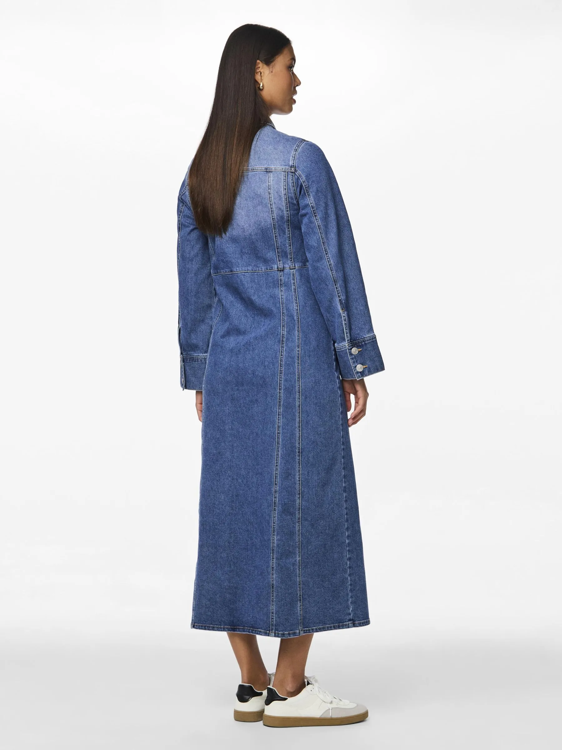 VESTITO DI JEANS
