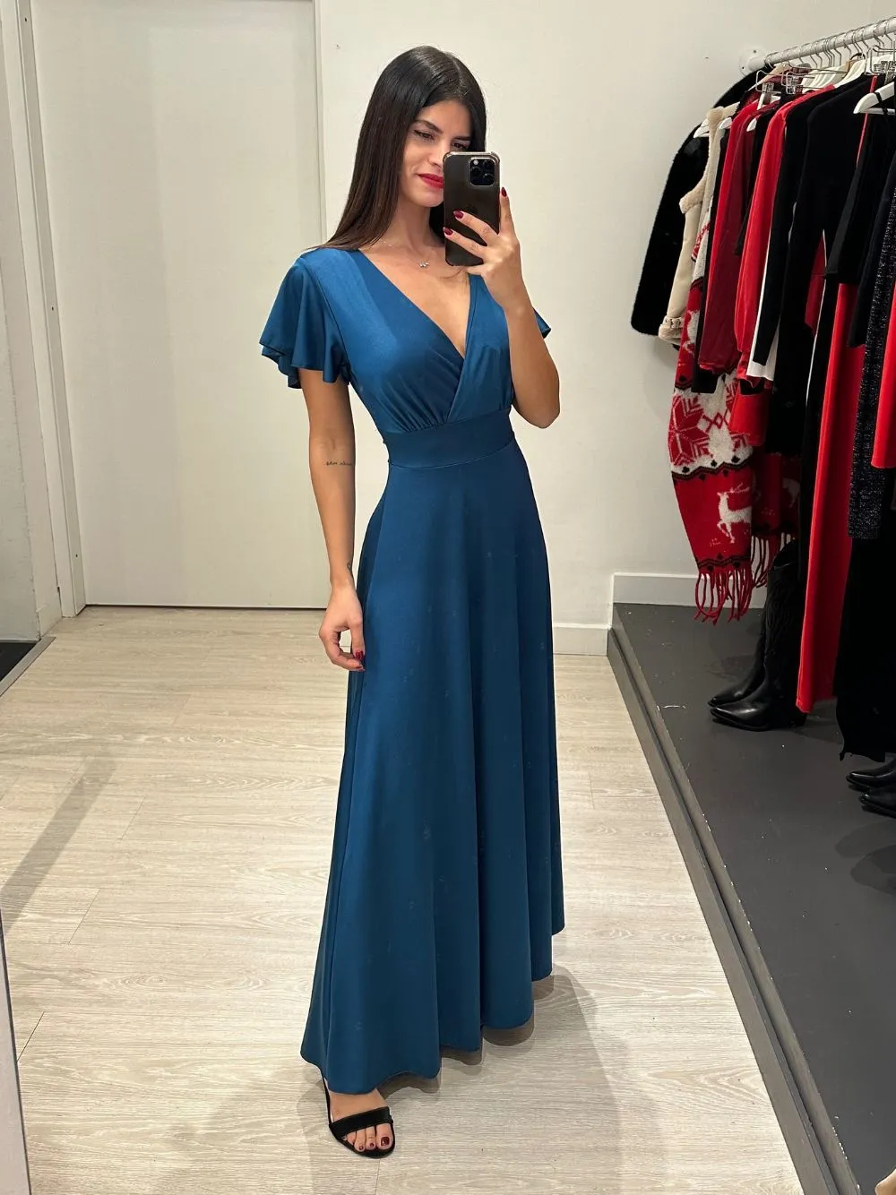 Vestito lungo raso manica